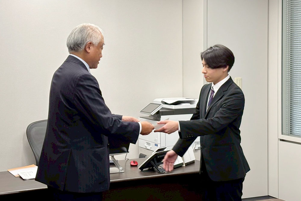 辞令授与の様子