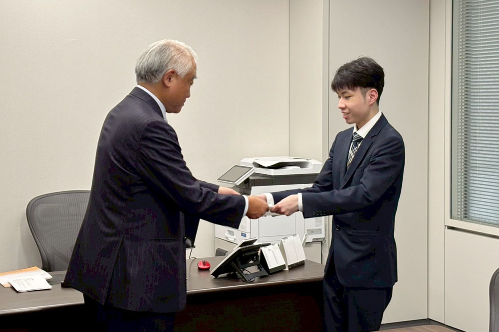 辞令授与の様子