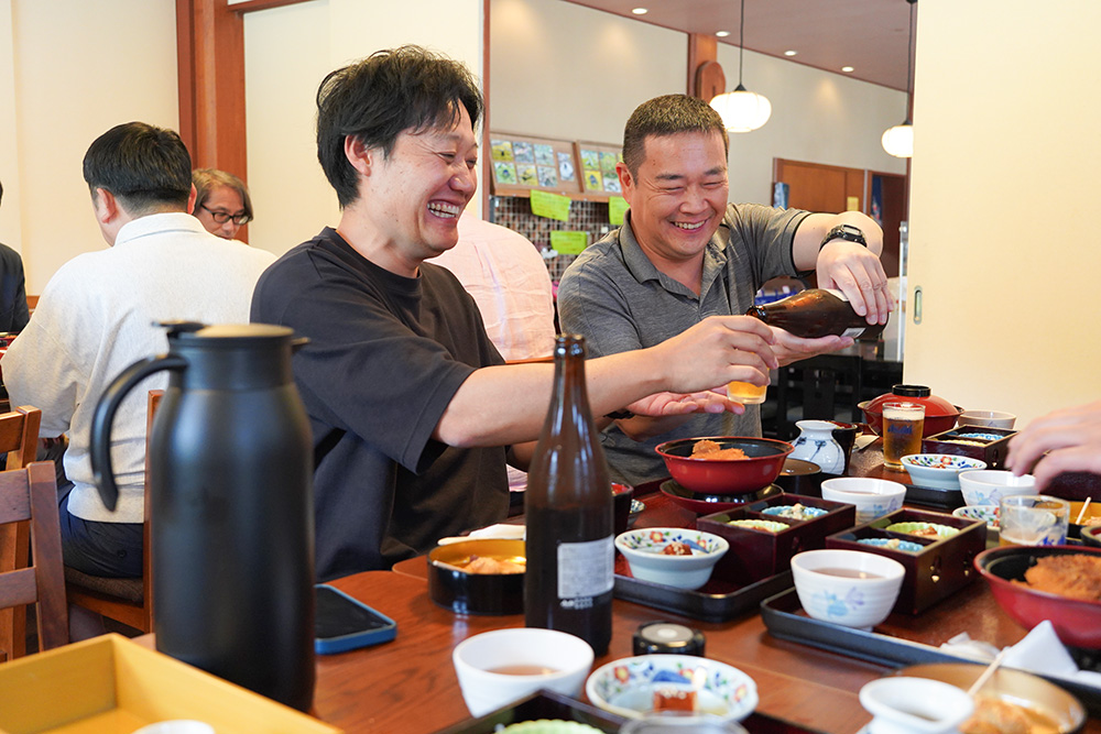 雲粋での食事風景