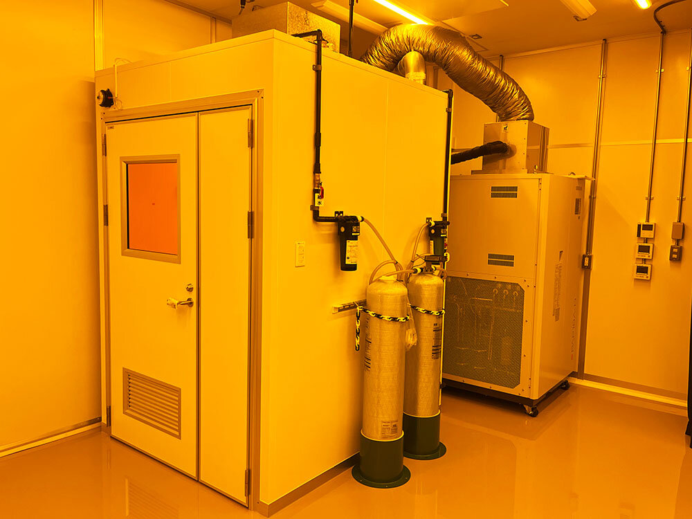 室外機工事不要！局所排気処理付き<br>恒温恒湿試験室を設置