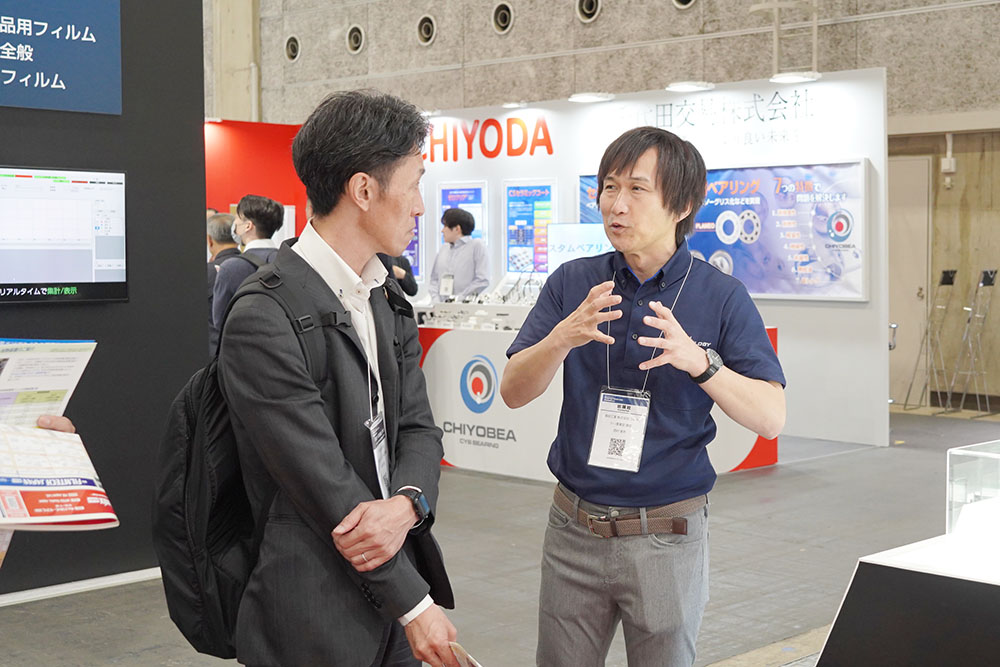 第12回 FILMTECH JAPAN 大阪（高機能フィルム展）商談の様子