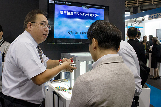 MECT2019（メカトロテックジャパン2019）商談の様子