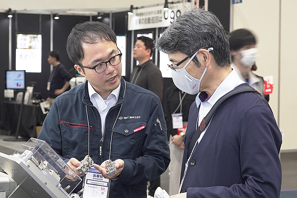 第6回 ロボデックス商談の様子