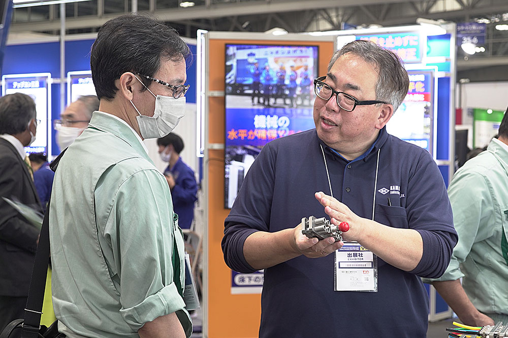 第6回 ロボデックス商談の様子