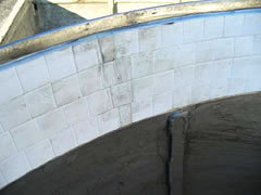 隙間の無いよう調整する